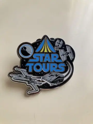 STAR TOURS 스타 투어 핀 배지