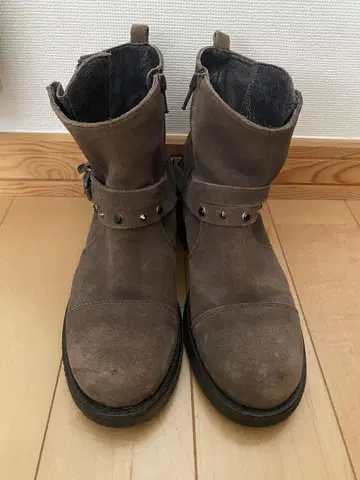 브라운 스웨이드 엔지니어 부츠