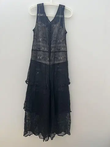 sakayori 블랙 레이스 티어드 살로펫 드레스