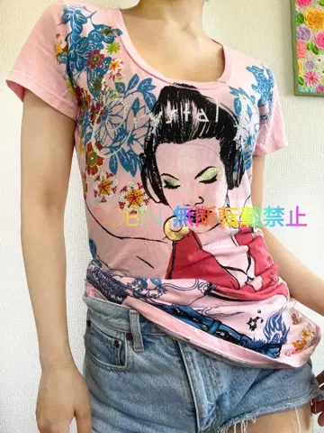 초레어 Ed Hardy 아티스트 게이샤 큐빅 티 & 미니 원피스