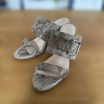 샌들 NEORHYTHM