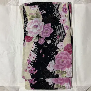 기모노 야마토 유카타 핑크 블랙 꽃 나비