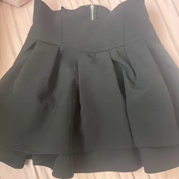 미셸 마카롱 슬림 레그 스커트 블랙 S 사이즈