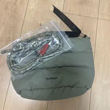 Topologie Besace 베사스 스트랩 포함
