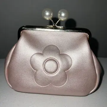 MARY QUANT 파우치