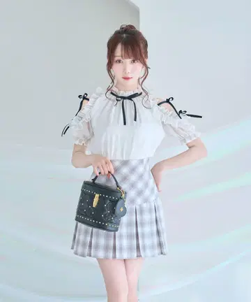 rosemuse shoulder frills blouse 화이트
