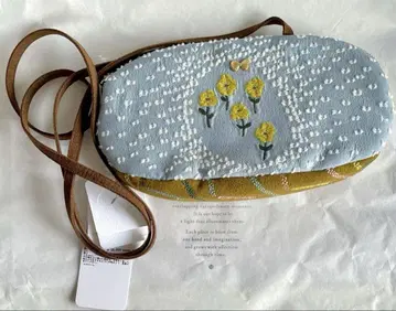 미나 페르호넨 coppe bag 깃털 꽃 전시회 ballade metsa