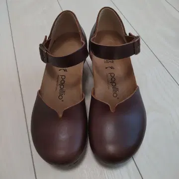 papillio 스트랩이 달린 클로그 샌들 37 멜리
