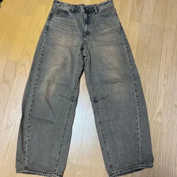 지유 배럴 레그 청바지 XL
