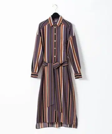 GRACE CONTINENTAL 스트라이프 셔츠 원피스 4만 6200엔