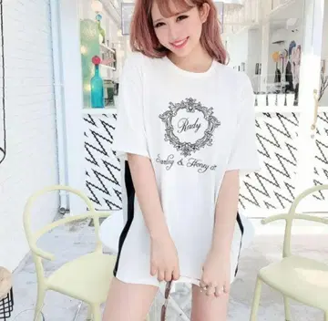 rady Rady 프레임 티셔츠 M 사이즈 택 포함 새상품