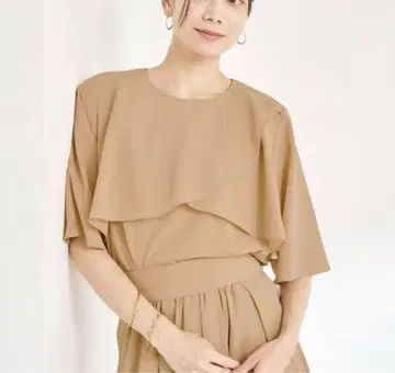 새상품 green label relaxing 브리즈 쿨 케이프 블라우스