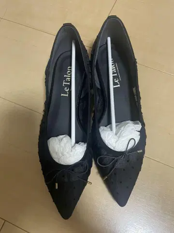 Le Talon 블랙 도트 무늬 스틸레토 신발