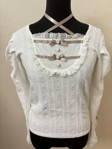 노에미 Noemie 리본 레이스업 티셔츠