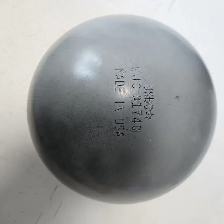 MOTIV タンク　ウエタン　15ポンド Motiv Tank 15lb Two-Handed Bowling Ball on Bunjang Global Site.