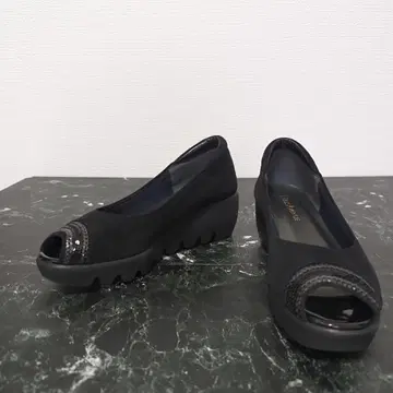 컨디션 최상 힐즈 애비뉴 웨이브 밑창 비즈 장식 오픈토