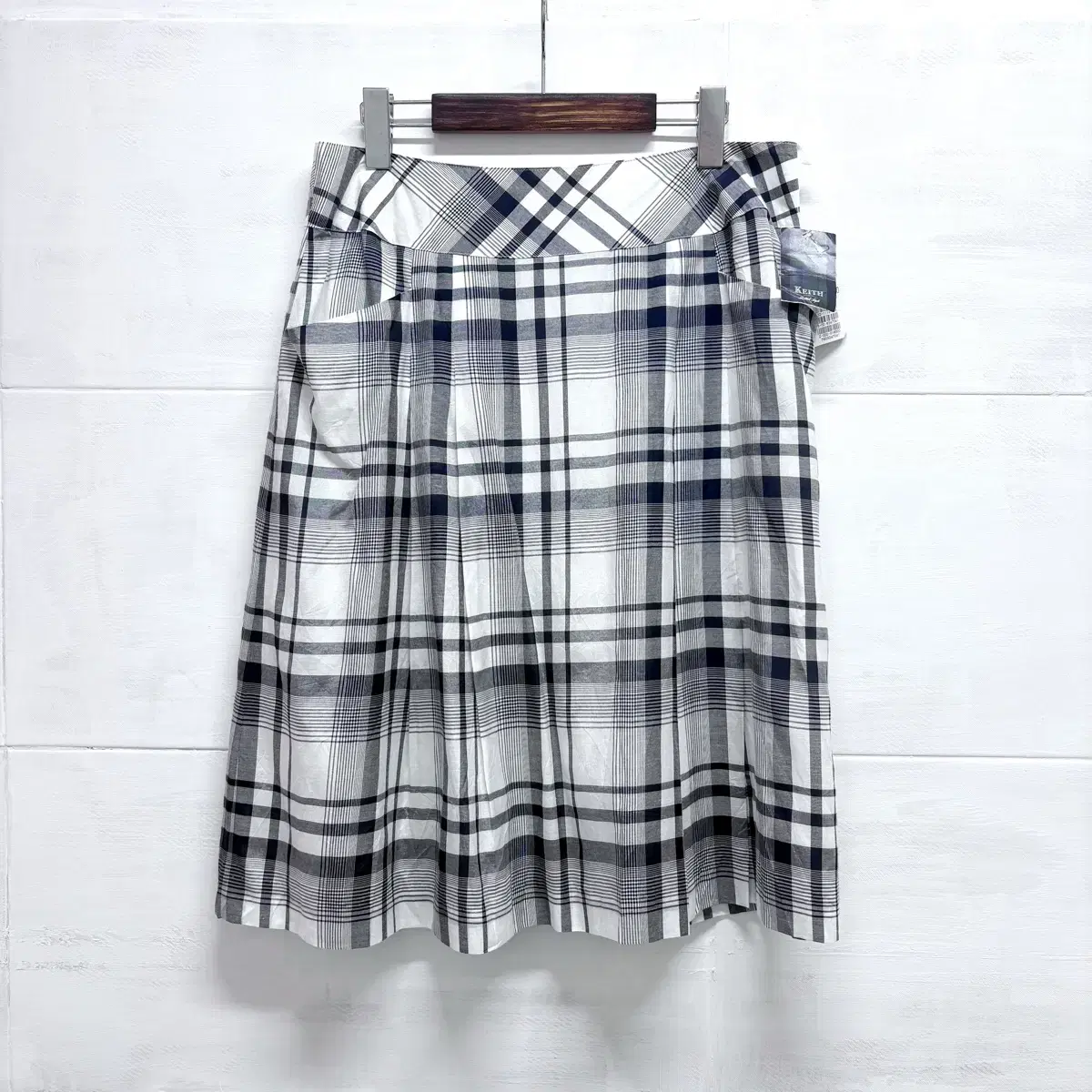 KEITH Key's Pleated Midi Skirt