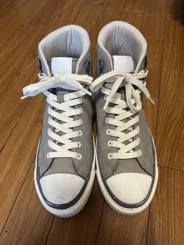 자라 그레이 하이컷 스니커즈