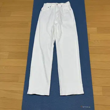 야누크 레어 23인치 57131238