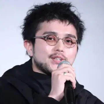 케어니 누푸리 클리어 그레이