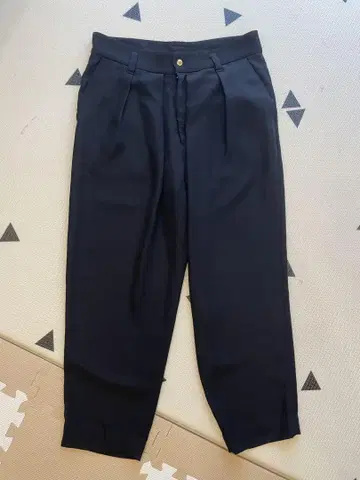 CULLNI 블랙 팬츠