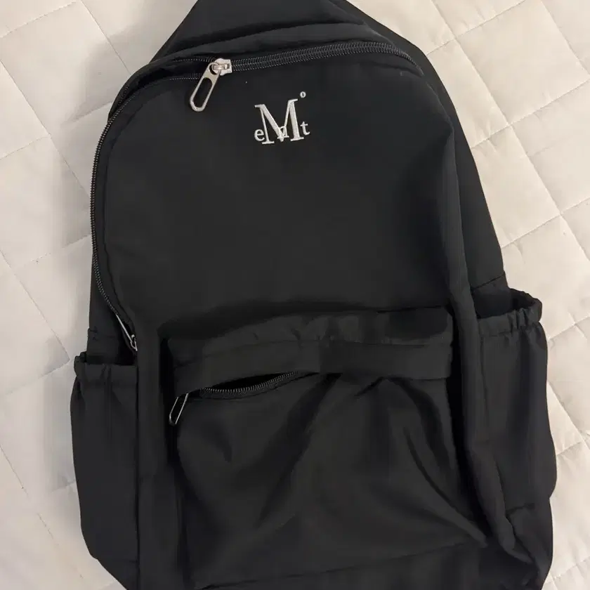 ショルダーバッグ・ポシェット ^MUCENT^ Donda Signature Logo Embroidered Mini Backpack Unis MUSINSA | MUCENT Donda Signature Logo Embroidered Mini