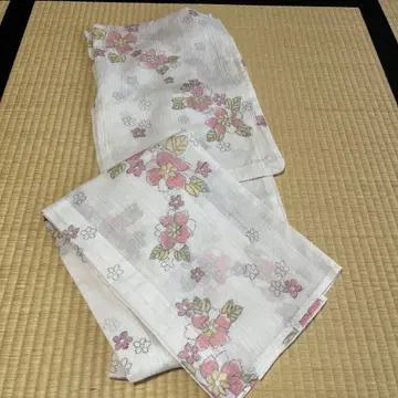 꽃무늬 유카타 단품 화이트 베이스 핑크