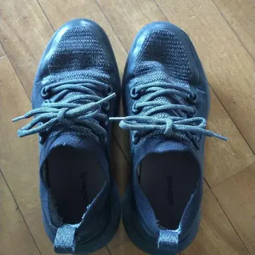 Allbirds 트레킹 스니커즈 방수