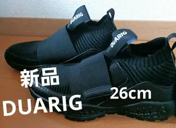 DUARIG 블랙 스니커즈