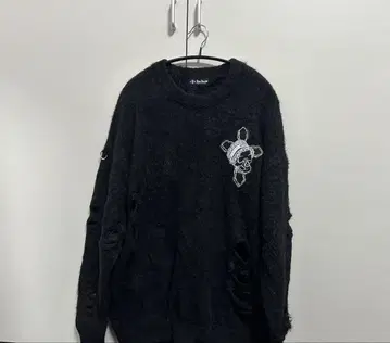 dimmoire SKULL 와펜 니트 블랙