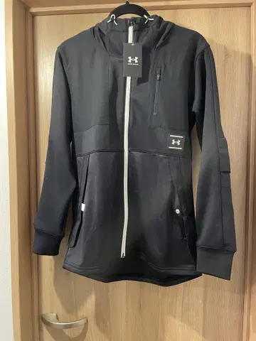Under Armour 블랙 저리 L