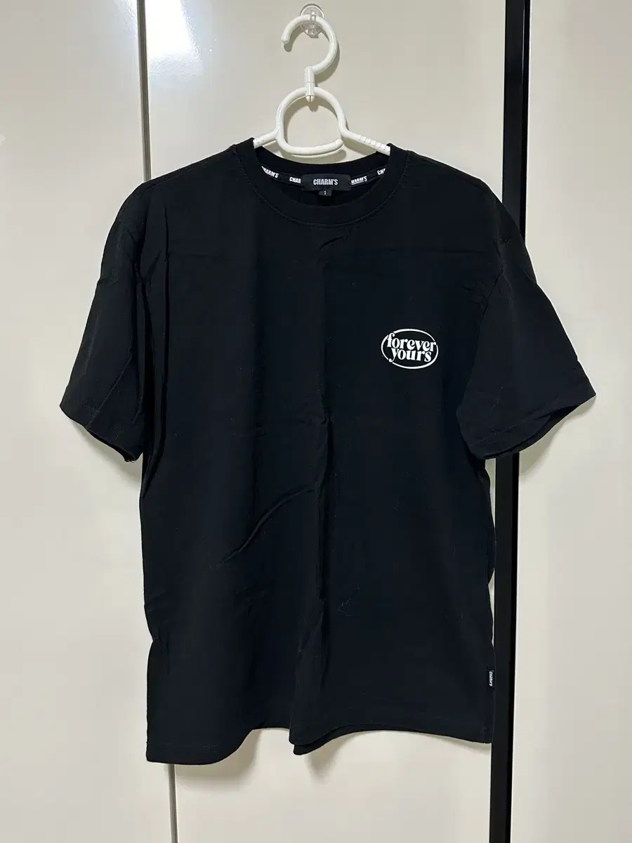 CHARM'S Black Short Sleeve