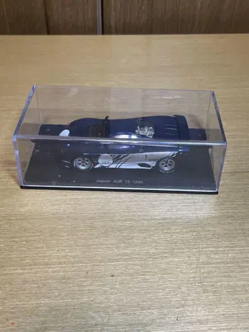 Spark 1/43 재규어 재규어 XJR 15 1990