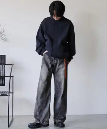 빈티지 워싱 커브드 데님