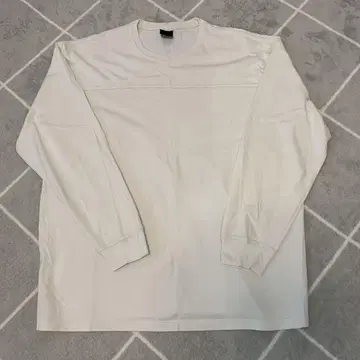 뉴에라 화이트 롱 슬리브 티셔츠 2XL