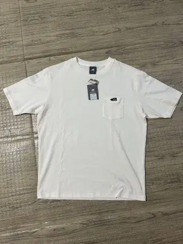 New Balance AMT45098 티셔츠 S 사이즈 화이트