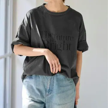 24SS 프레임워크 브라이트 로고 티셔츠 그레이
