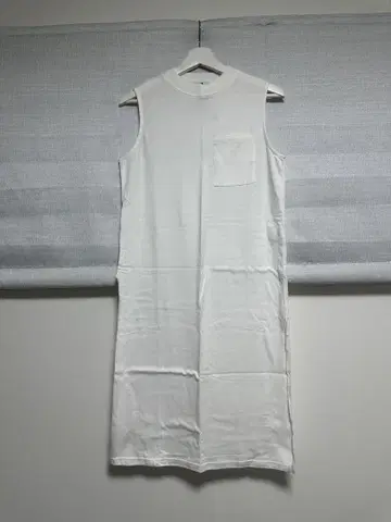 LAGUA GEM SIDE SLIT LONG상의