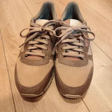 Reebok CLASSIC LEATHER 리복 클래식 가죽
