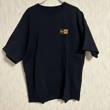 NEWERA 뉴에라 네이비 티셔츠 XL 사이즈