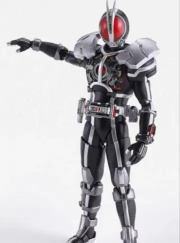 SHFiguarts 진면목 제법 가면라이더 파이즈 엑셀 폼