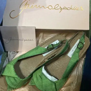 미사용 Gaimo 올리브 그린 샌들 41 사이즈