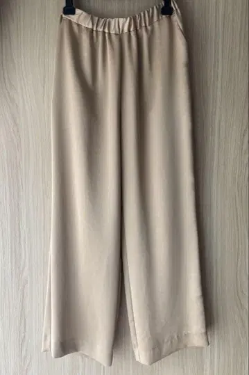 Spick and Span 빈티지 새틴 이지 팬츠 카멜