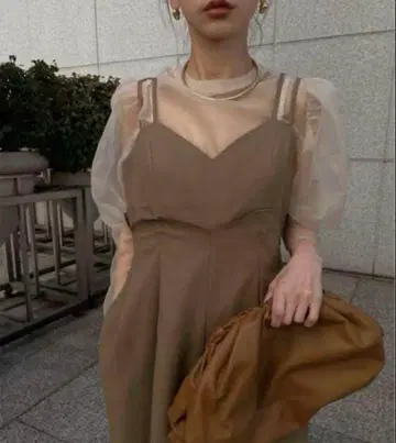 Ameri vintage 시어 블라우스