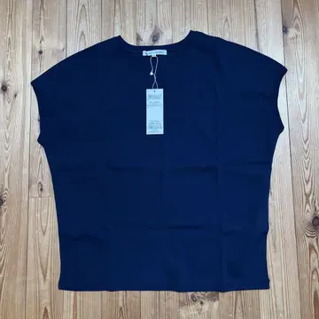 프렌치 슬리브 IT TEE