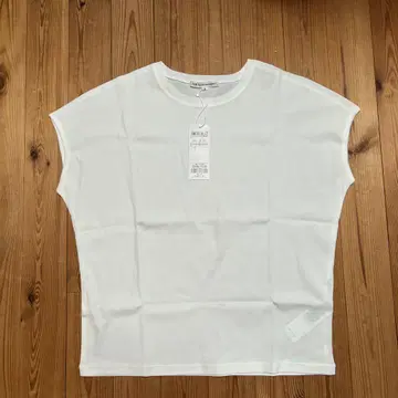 프렌치 슬리브 IT TEE