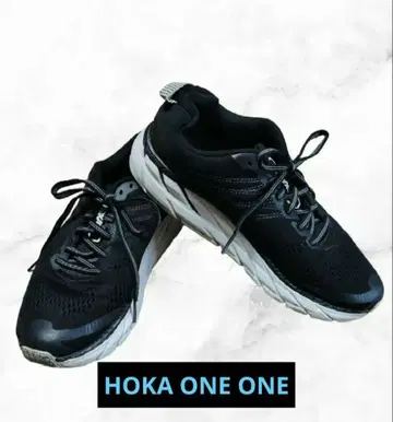 HOKA ONE ONE 블랙스니커즈 24.5cm 즉시 구매 OK