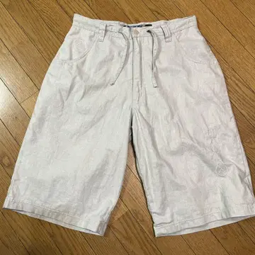 LEAK WEAR 라이트 그레이 숏 팬츠 빈티지