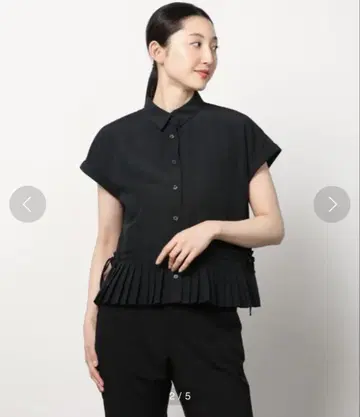 반팔 플리츠 셔츠 네이비 빔즈