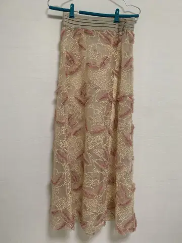 꽃무늬 자수 롱 스커트